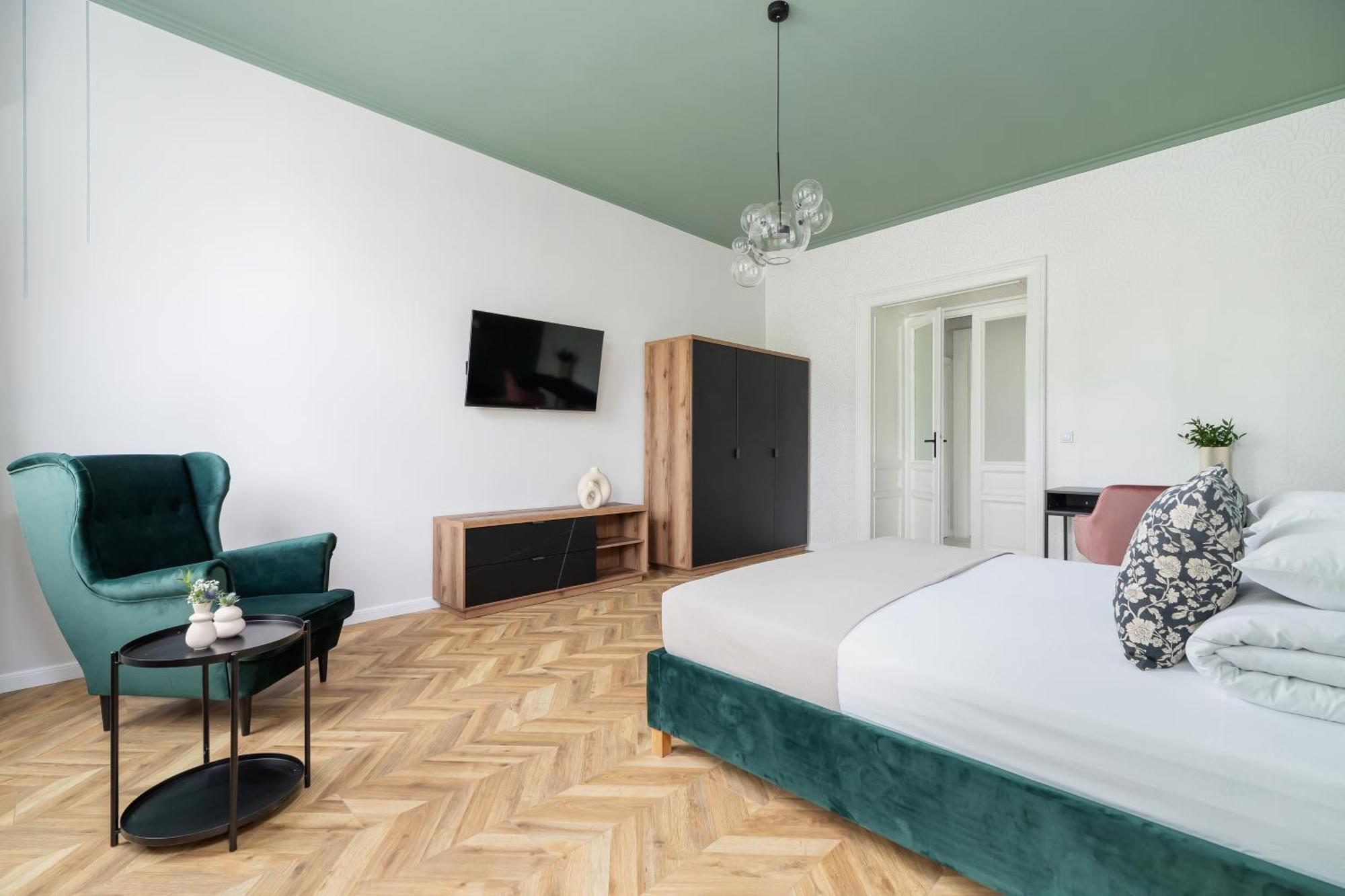 Two Bedroom Apartment - Dietla 11 Cracovia Esterno foto